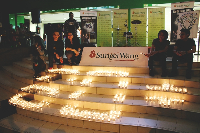 Lights Off And Candles Light Up Ceremony, Earth Hour 2016 A “Candle Light”