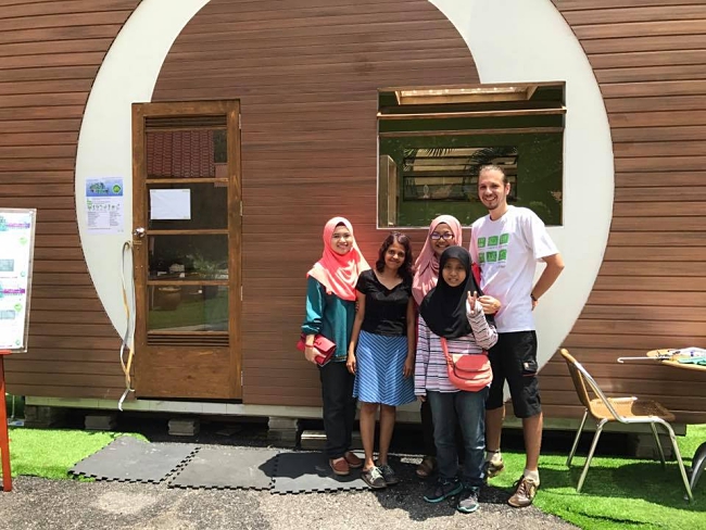 Malaysia’s First Zero-Energy, Carbon Neutral House!