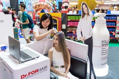 WATSONS HAIR TEMPTATIONS FAIR UNCOVERS THE SECRET OF BEAUTIFUL HAIR!