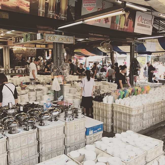 Famous Chatuchak Market In Bangkok Is Going Cashless By June