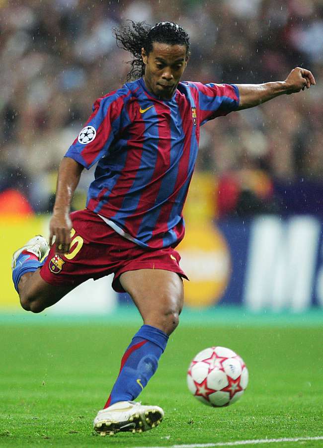 Football Legend, Ronaldinho & The UEFA Champions League Trophy Is Coming To Malaysia!