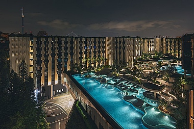 VILLAGE HOTEL AT SENTOSA OFFICIALLY OPENS; ANNOUNCES HOST OF FAMILY-FRIENDLY SERVICES AND AMENITIES 