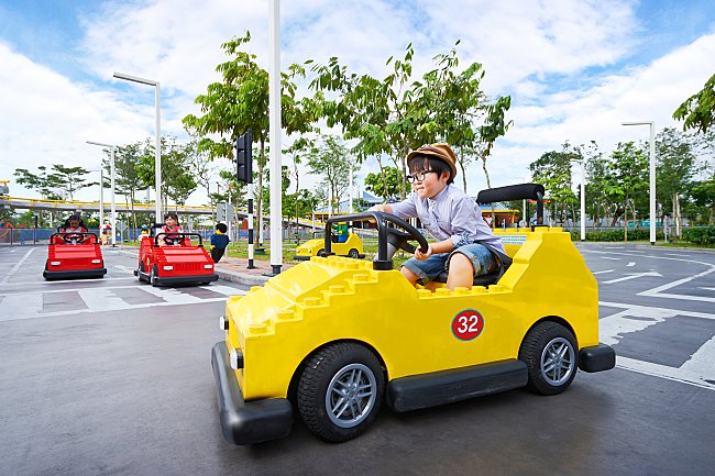 Get a LEGOLAND® Annual Pass at the Price of a One Day Ticket with Free Entrance to SEA LIFE Malaysia