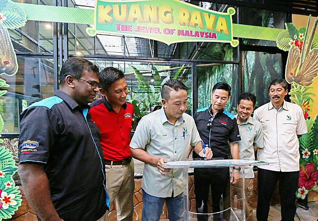 Sunway Lost World Of Tambun Puts Malaysia First In Raya Celebration!