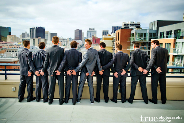 Groomsmen booty grab 4