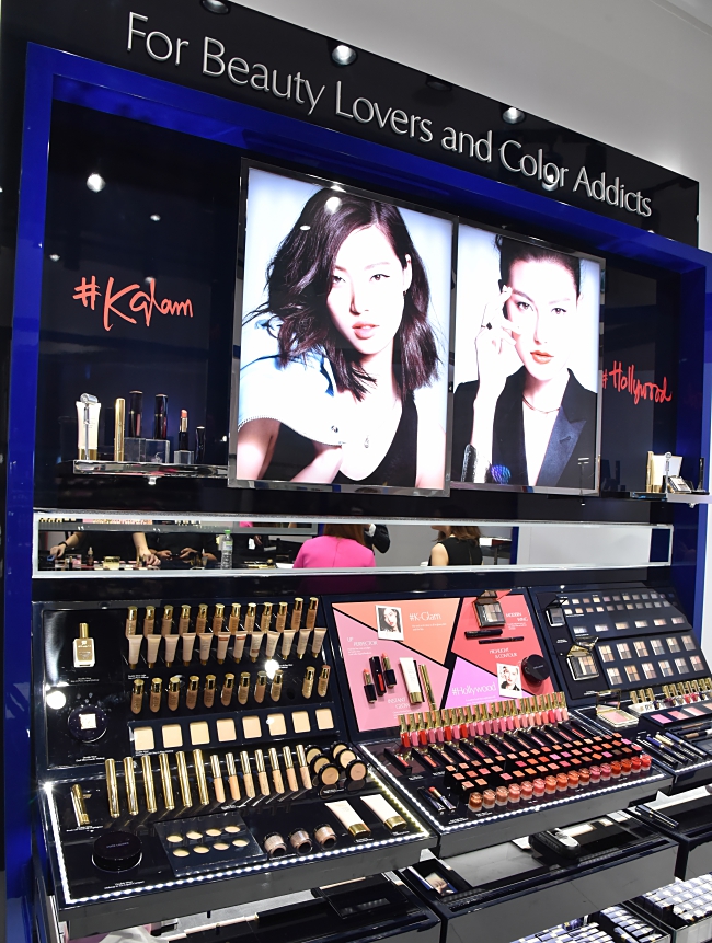 Estée Lauder Malaysia Reveals First In The World Concept Store