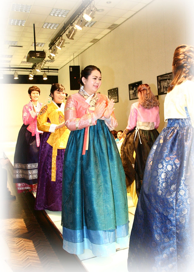 catwalk in korean traditional costume