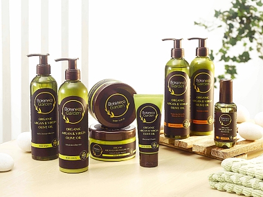 BOTANECO GARDEN ORGANIC ARGAN & VIRGIN OLIVE OIL HAIR & BODY COLLECTION