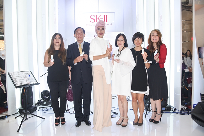 SK-II’s new GenOptics whitening skincare targets hidden spots and clouds caused by UV damage to deliver lasting, youthful and spot-less radiance