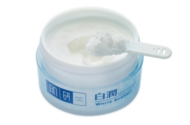 SKIN LOOKING BRIGHTER WITH A COOLING SENSATION - HADA LABO WHITENING COOLING SHERBET