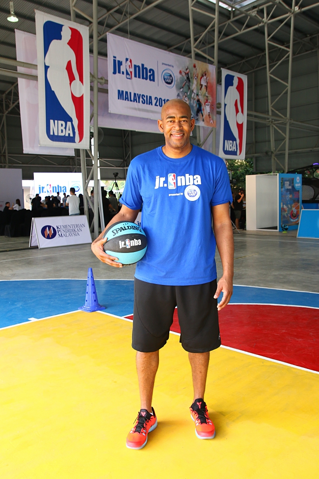 R. NBA Presented By Dutch Lady Returns To Malaysia