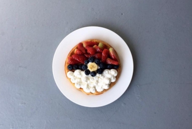 POKEBALL WAFFLE + FREE POKEMON SODA!