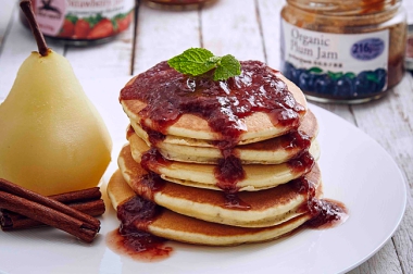 RECIPE: JAM FILLED HOTCAKES WITH HONEY POACHED PEARS