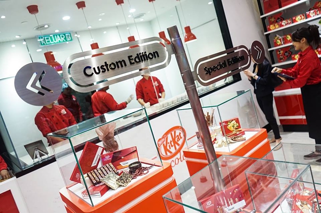 Customise You Own KitKat In Mid Valley!