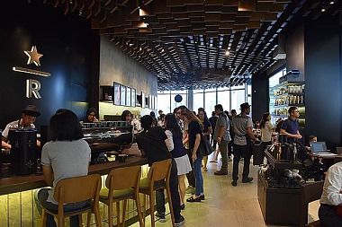 STARBUCKS OPENS FIRST RESERVE STORE IN JOHOR!