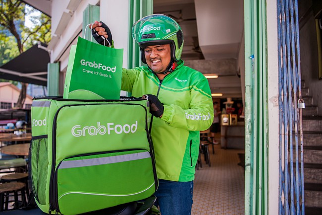 GrabFood Is Here & We Have A Special Promo Code For Your First Two Orders!