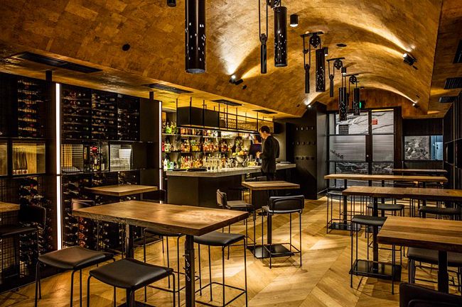 Top 5 Laneway Bars To Hang Out In Melbourne!