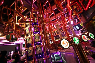 CARLSBERG LAUNCHES BROOKLYN BREWERY’S FIRST SOUTHEAST ASIAN FLAGSHIP OUTLET IN RESORTS WORLD GENTING!