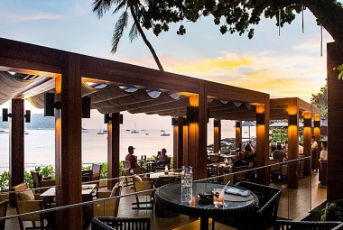 HOT NEW ROOFTOP DINING EXPERIENCE OVERLOOKING THE OCEAN IN PHUKET!