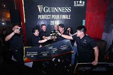 GUINNESS PROVES ONCE AGAIN THAT ITS DRAUGHT IS MADE OF MORE QUALITY