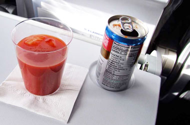 SO THIS IS WHY PEOPLE ORDER TOMATO JUICE IN THE AIR