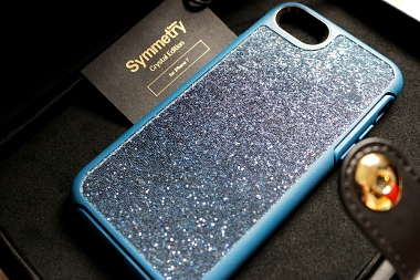 MAKE YOUR 2017 SPARKLE: OTTERBOX ANNOUNCES NEW CRYSTAL EDITION