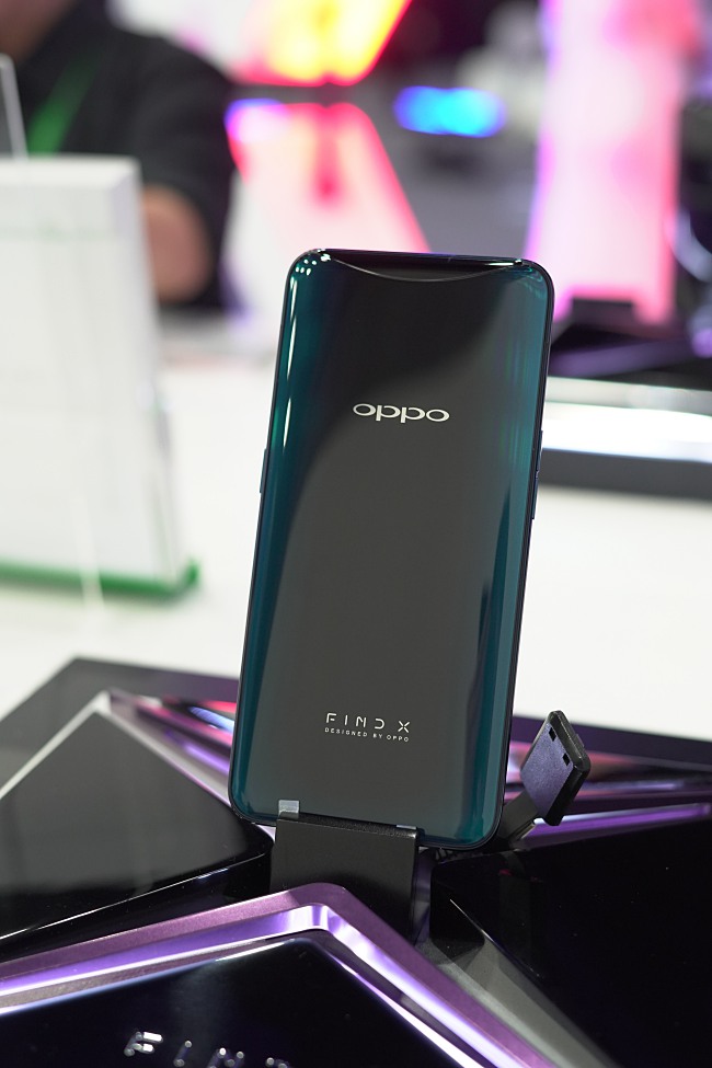 Explore the Infinite Potential of Technology and Art with OPPO Find X in Malaysia