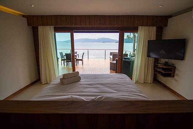 The Cliff Resort Lipe Room