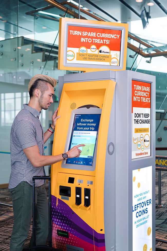 Travelers Can Now Convert Spare Foreign Change Easily At A Kiosks In Changi Airport