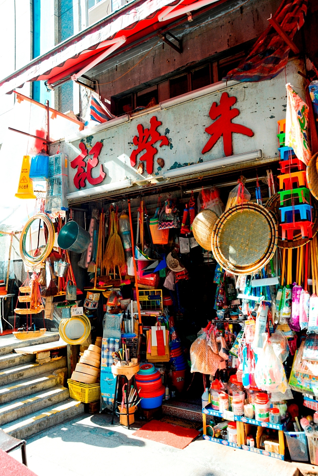 Explore Hong Kong’s Old Town Central in Five Experiential Routes