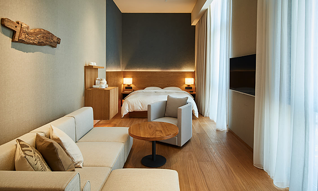 First Muji Hotel Opens in Shenzhen, China!