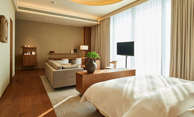 First Muji Hotel Opens in Shenzhen, China!